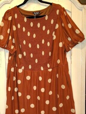 Caramel Bloom Chic Size 18/20 Dress with Cream Polka Dots